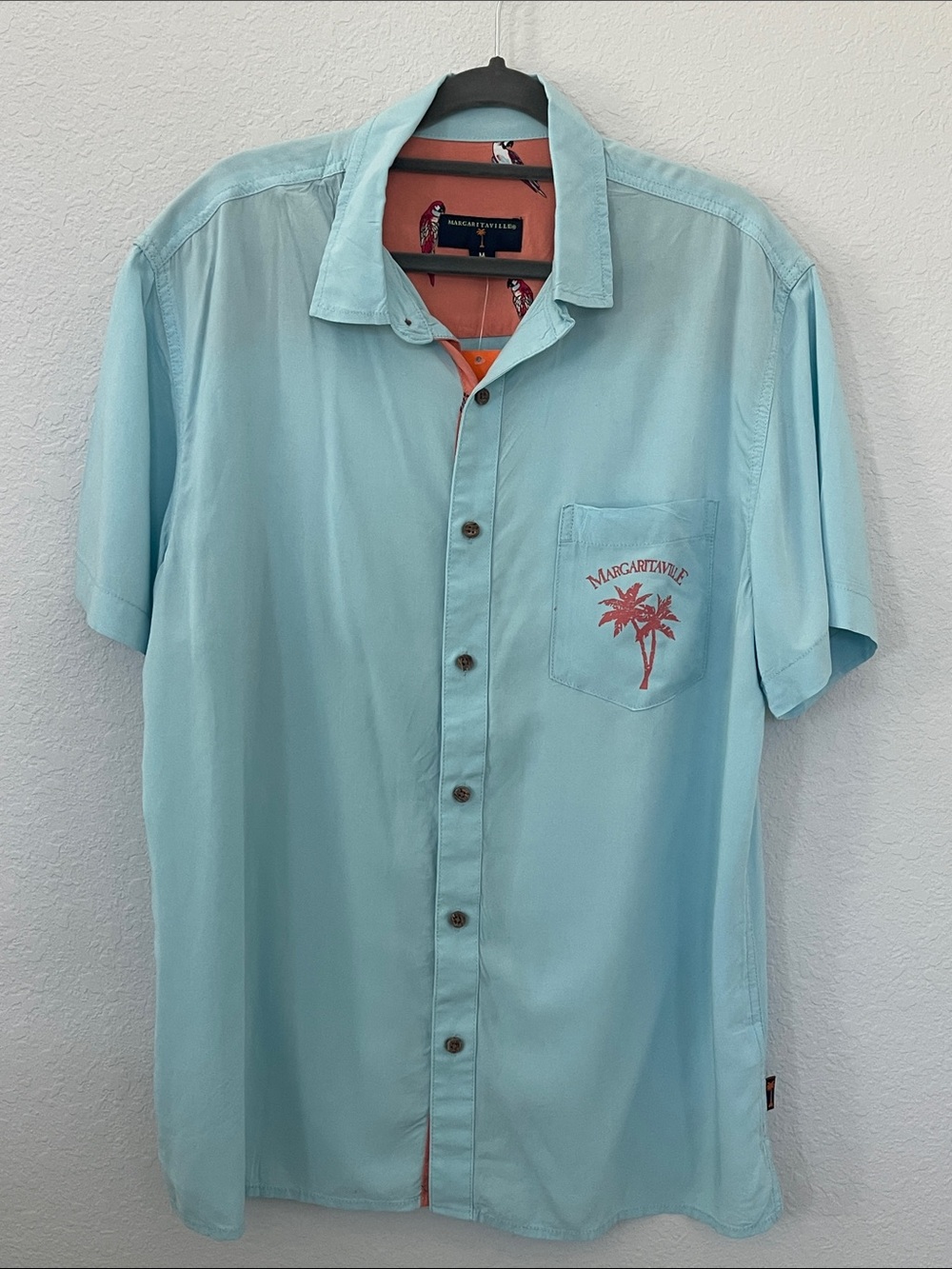NWT Margaritaville Men’s M Blue Hawaiian Parrot Palm Tree Button Down Shirt